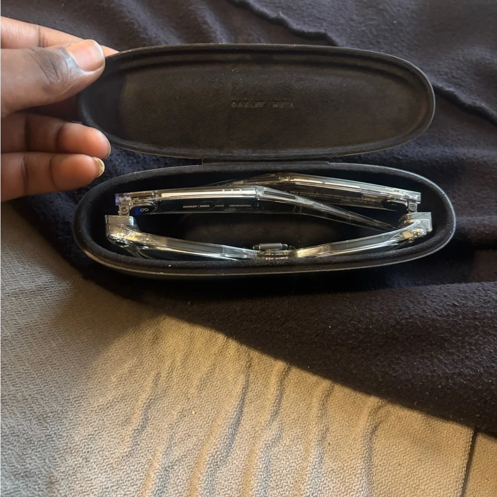 Oakley Matte Black Eyewear Case
